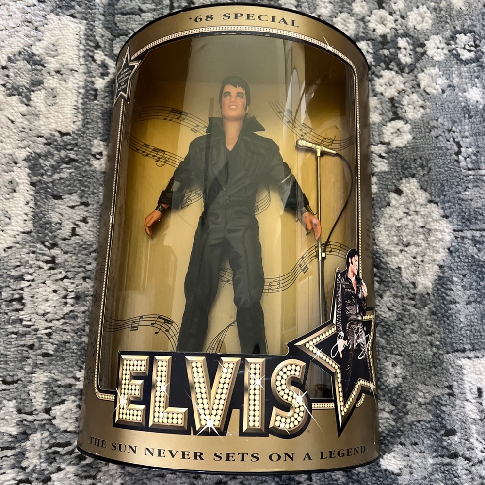 Vintage Hasbro ‘68 Special Elvis Doll Barbie black outfit 1993 NEW box as is